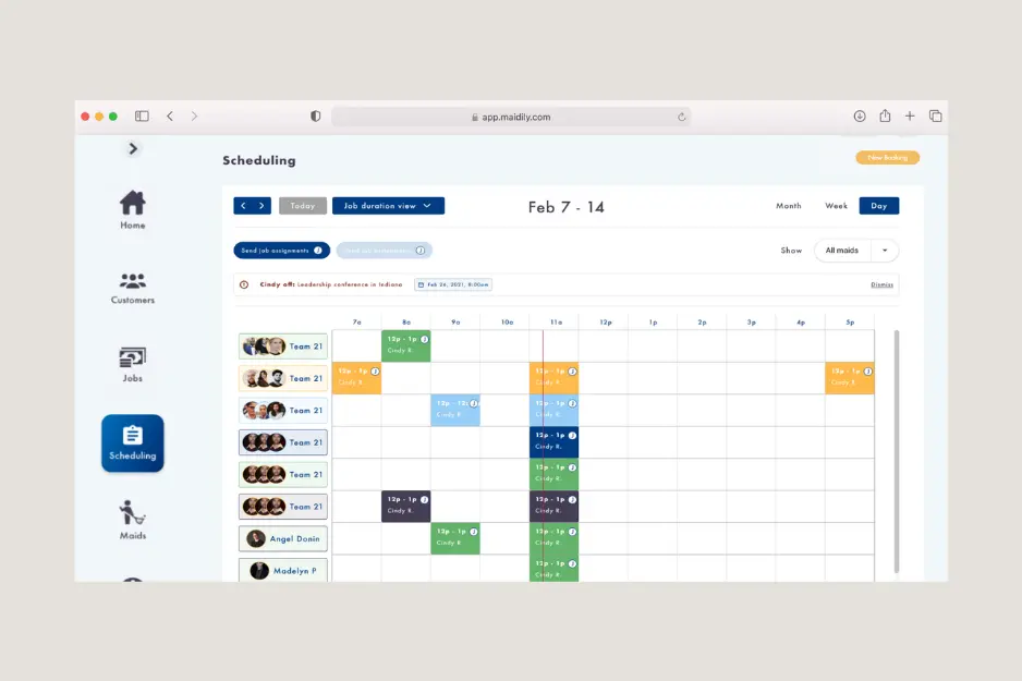 Cleaning business software for scheduling showing Maidily